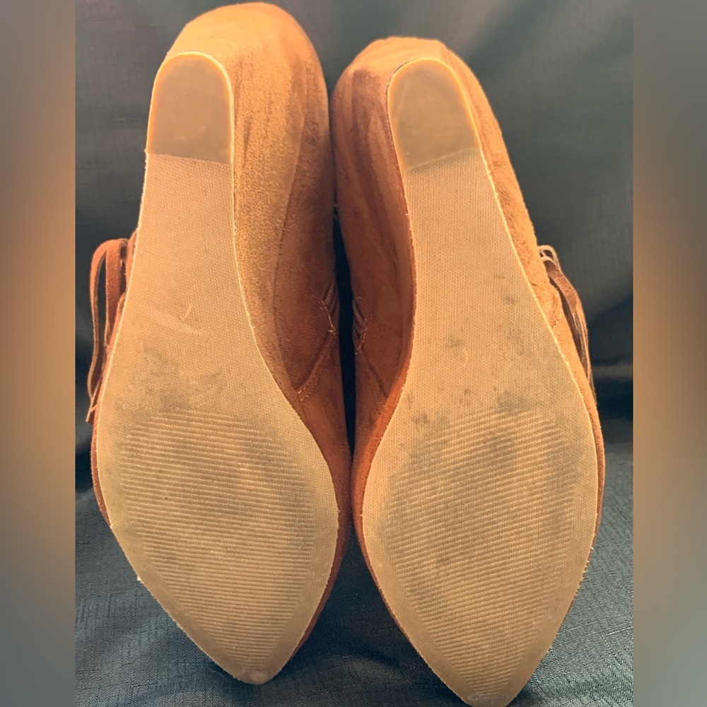 Texas Holdem like Beyoncé- Madden Girl suede booties, sz 8.5, worn 1x, like new - Picture 11 of 11